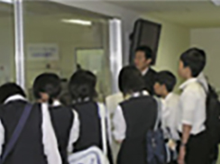 3.ミルク館（試験室）